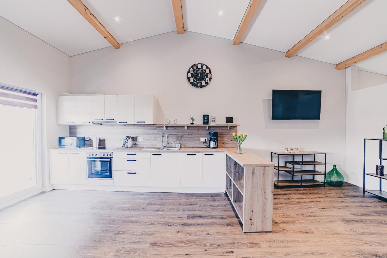 Grosse Ferienwohnung Mit Balkon Und Perfekter Lage Eggenthal Extérieur photo